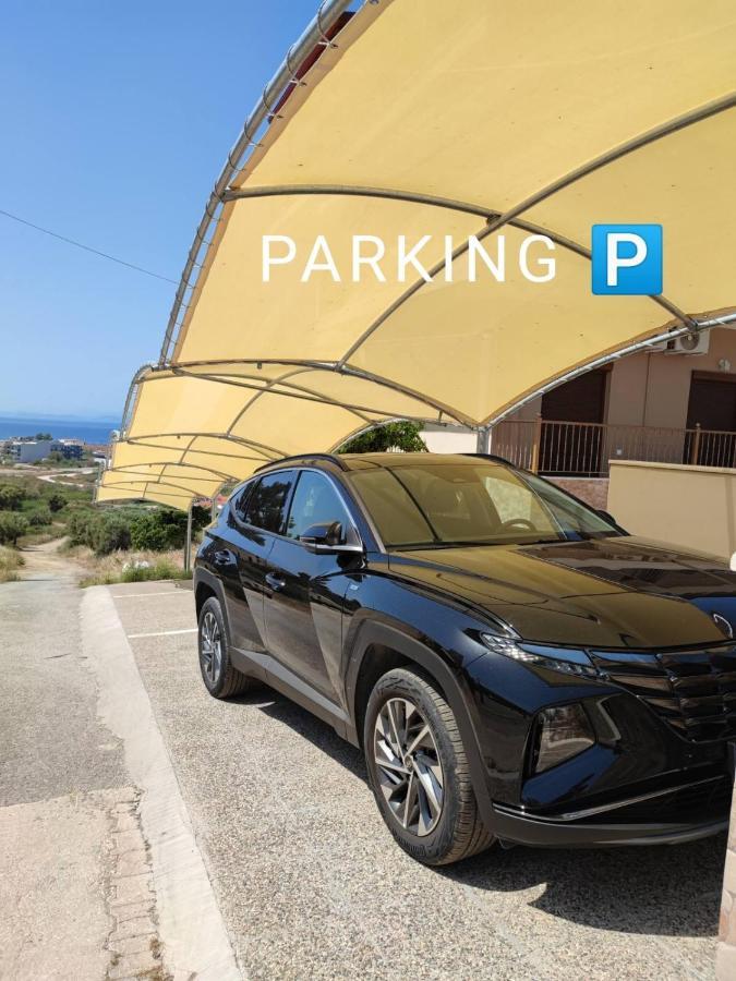 Theasis 5 Luxury Studio With Sea View ネオス・マルマラス エクステリア 写真