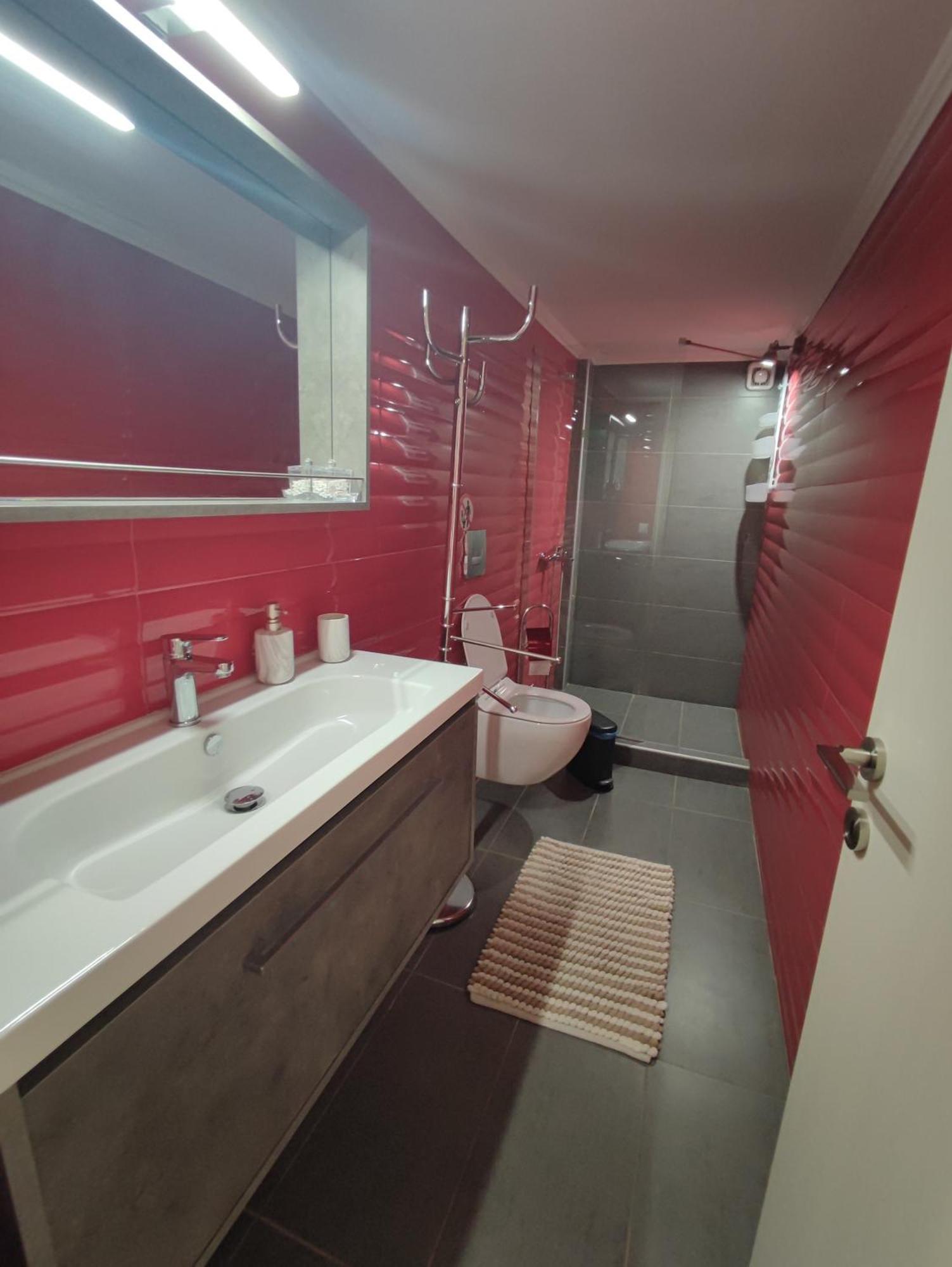 Theasis 5 Luxury Studio With Sea View ネオス・マルマラス エクステリア 写真